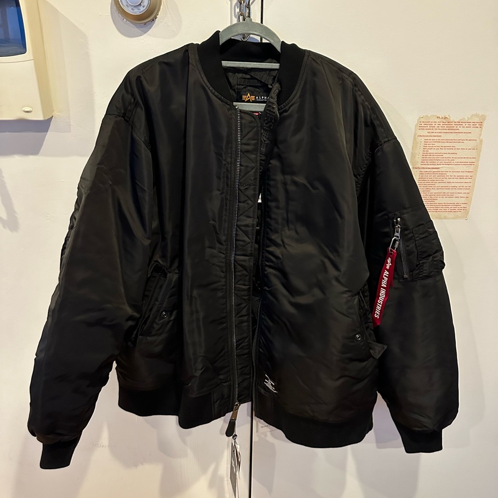 Alpha Industries Mens Oversized Bomber (M)